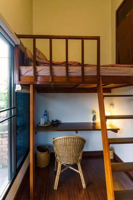 Solo - Fong Lee Cc Lampang Walking Street Apartment Bagian luar foto